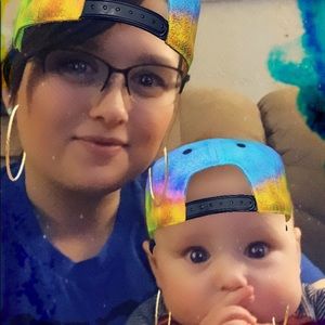 Meet your Posher, Caitlin